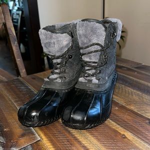 Tommy Hilfiger Women's Grey and Black Boots